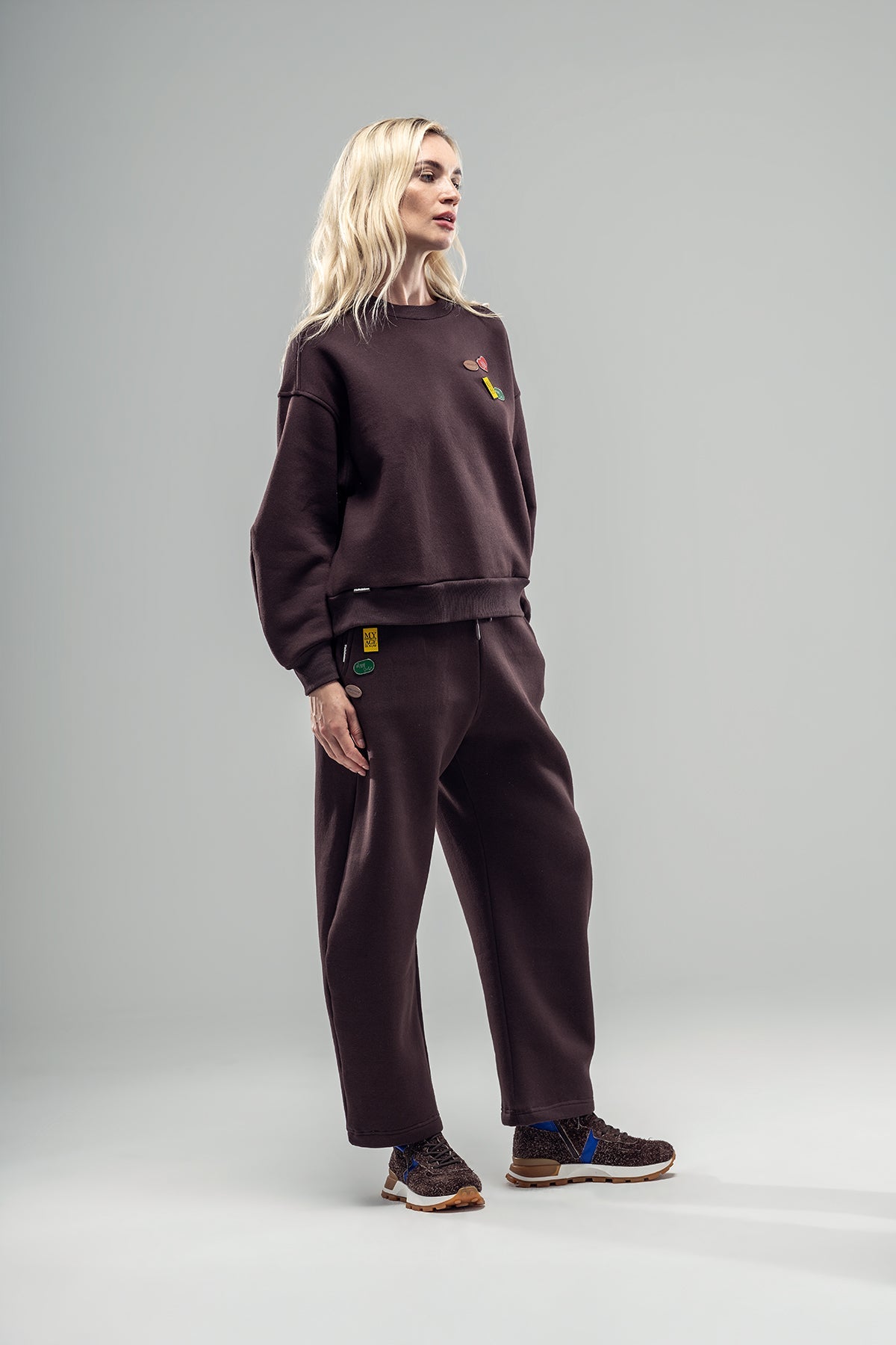Dark Brown Sweatshirt 20071