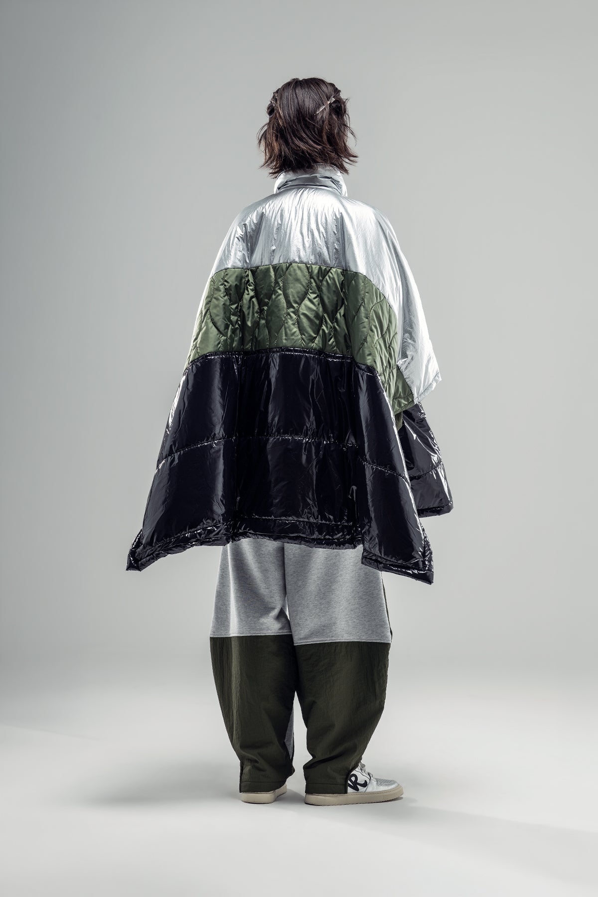 Silver Khaki Black Poncho 20239