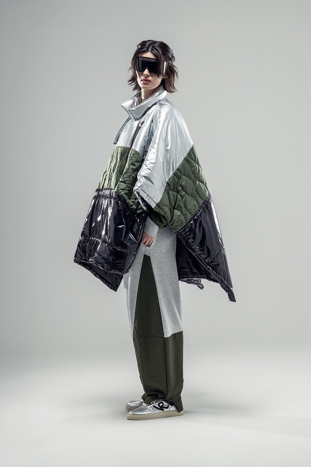 Silver Khaki Black Poncho 20239