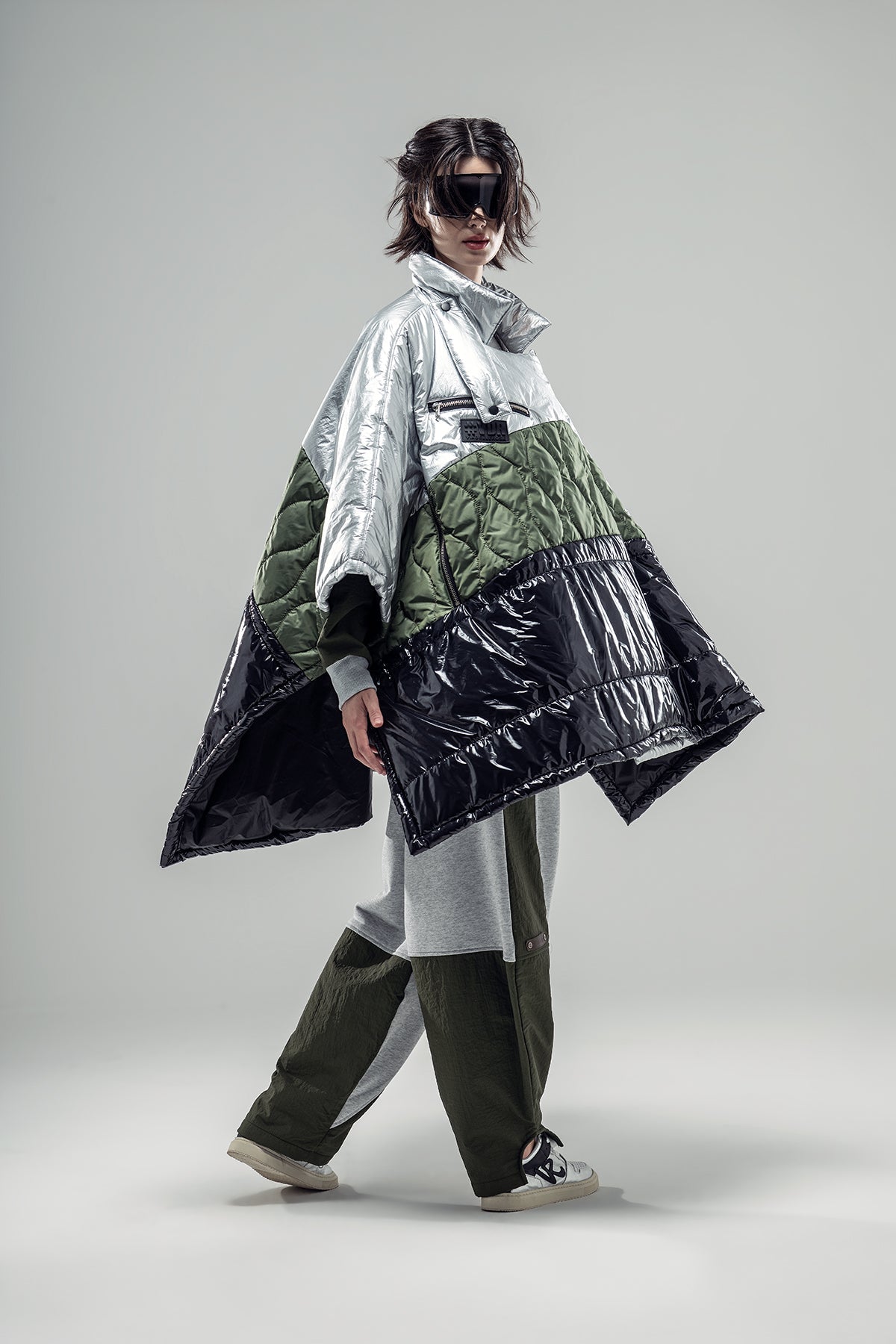 Silver Khaki Black Poncho 20239