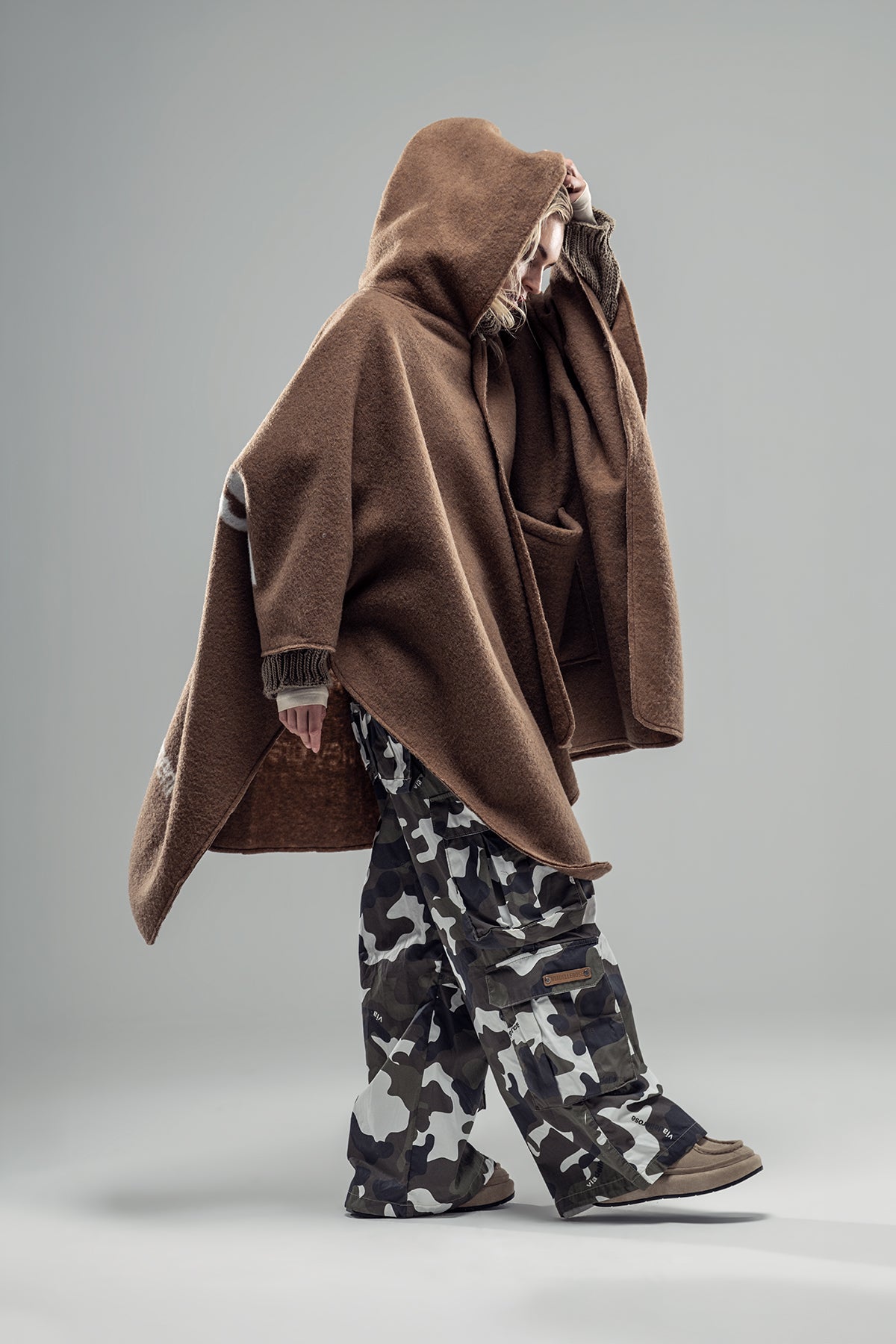 Brown Poncho 20327