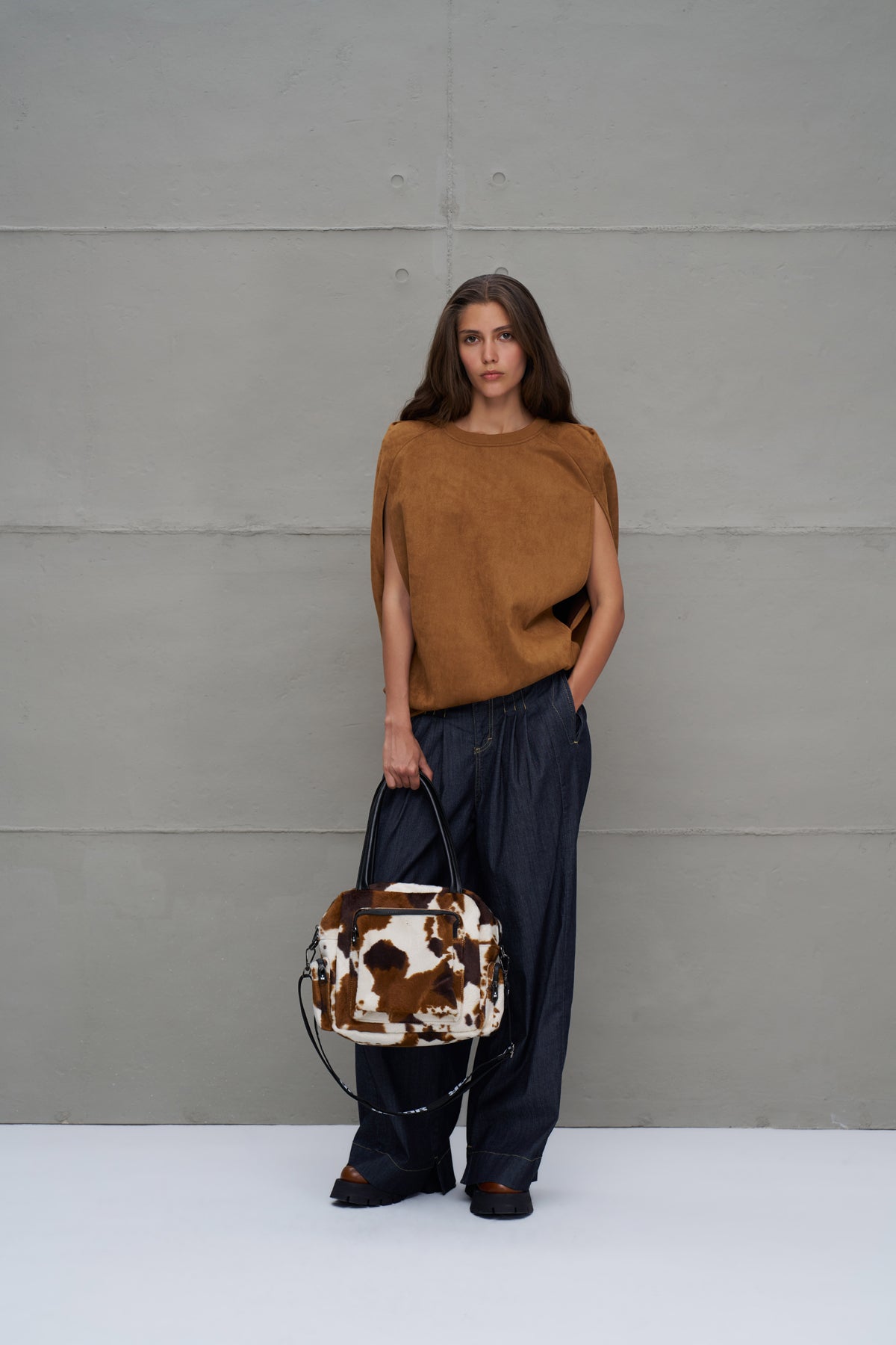 Off White Brown Faux Fur Bag Porto23