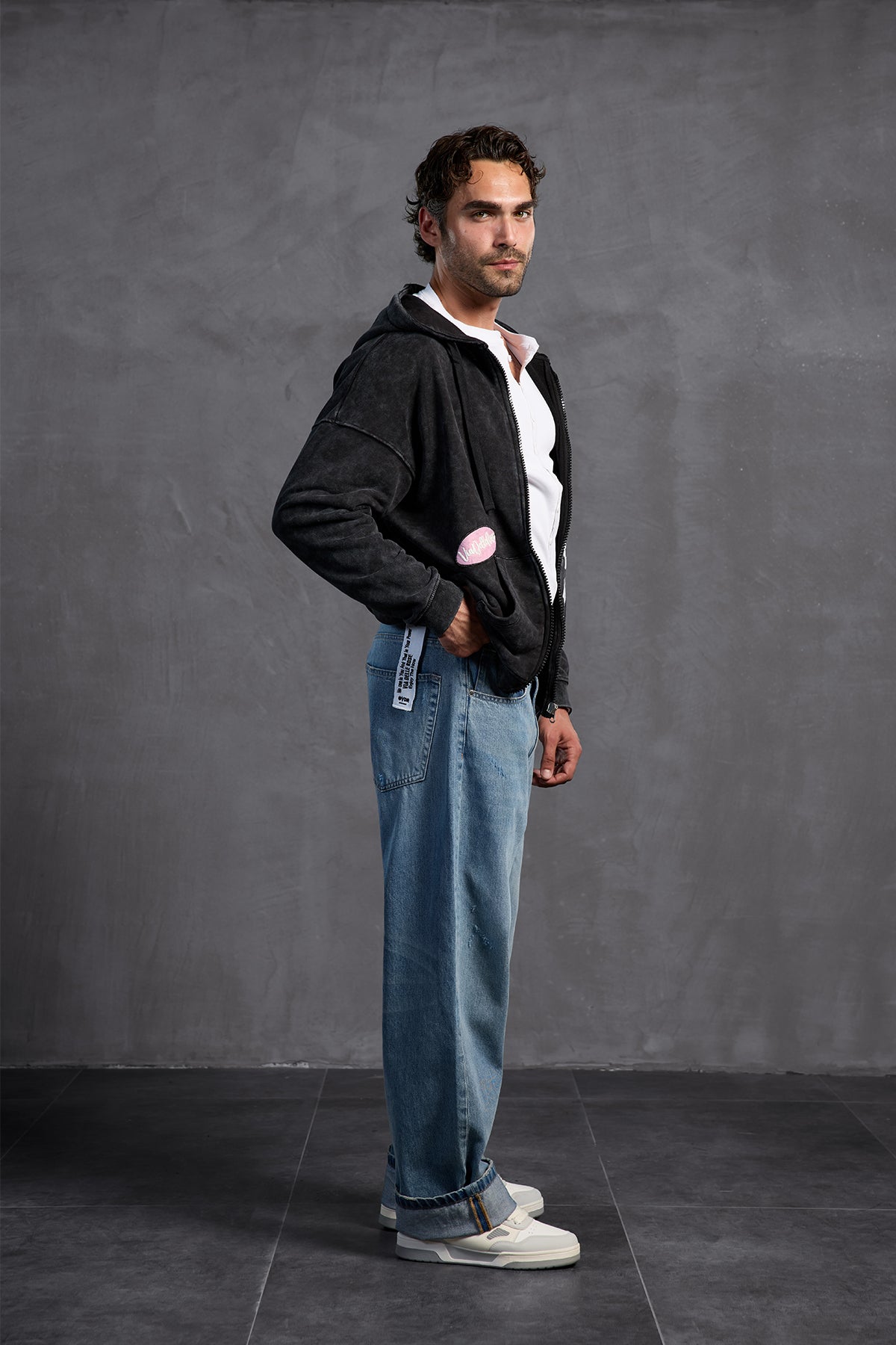 Black Sweatshirt 10000