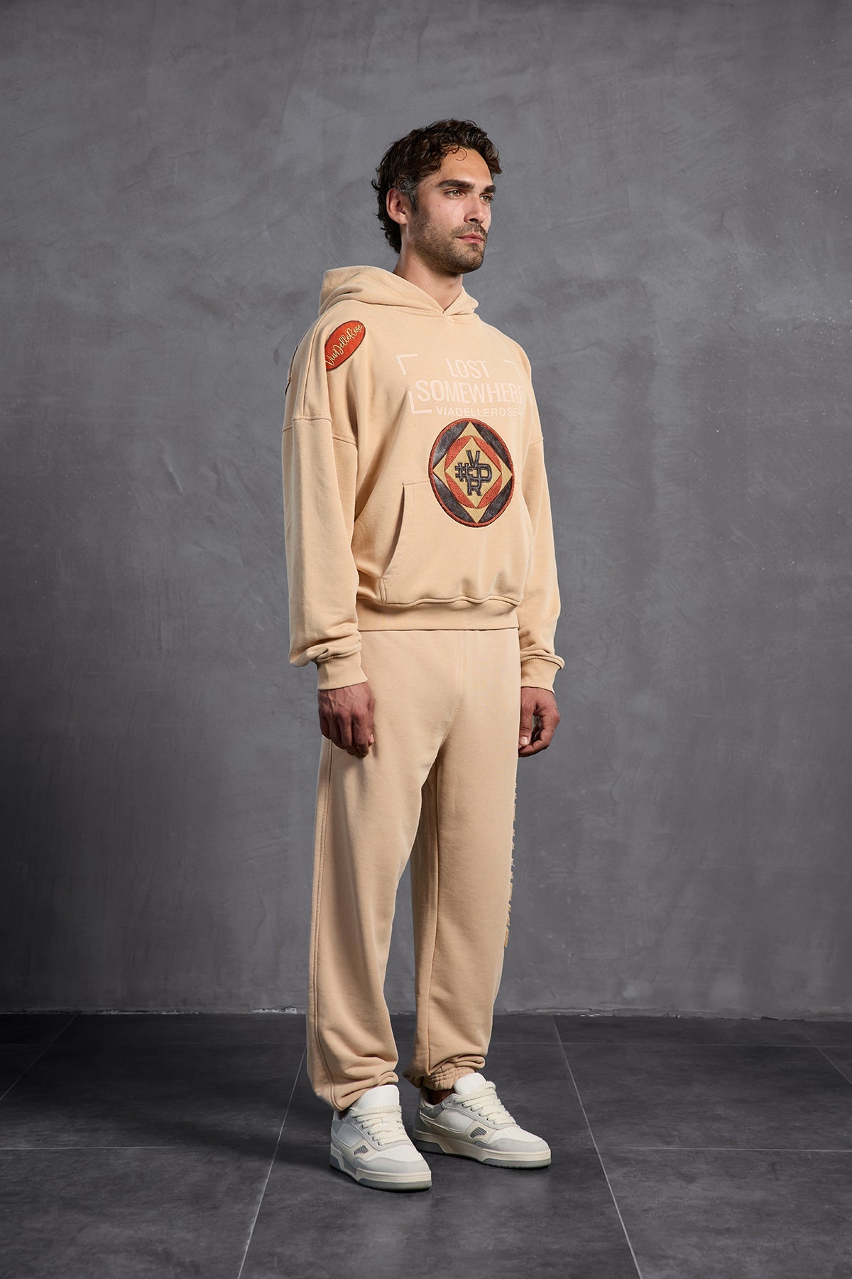 Beige Sweatshirt 10002