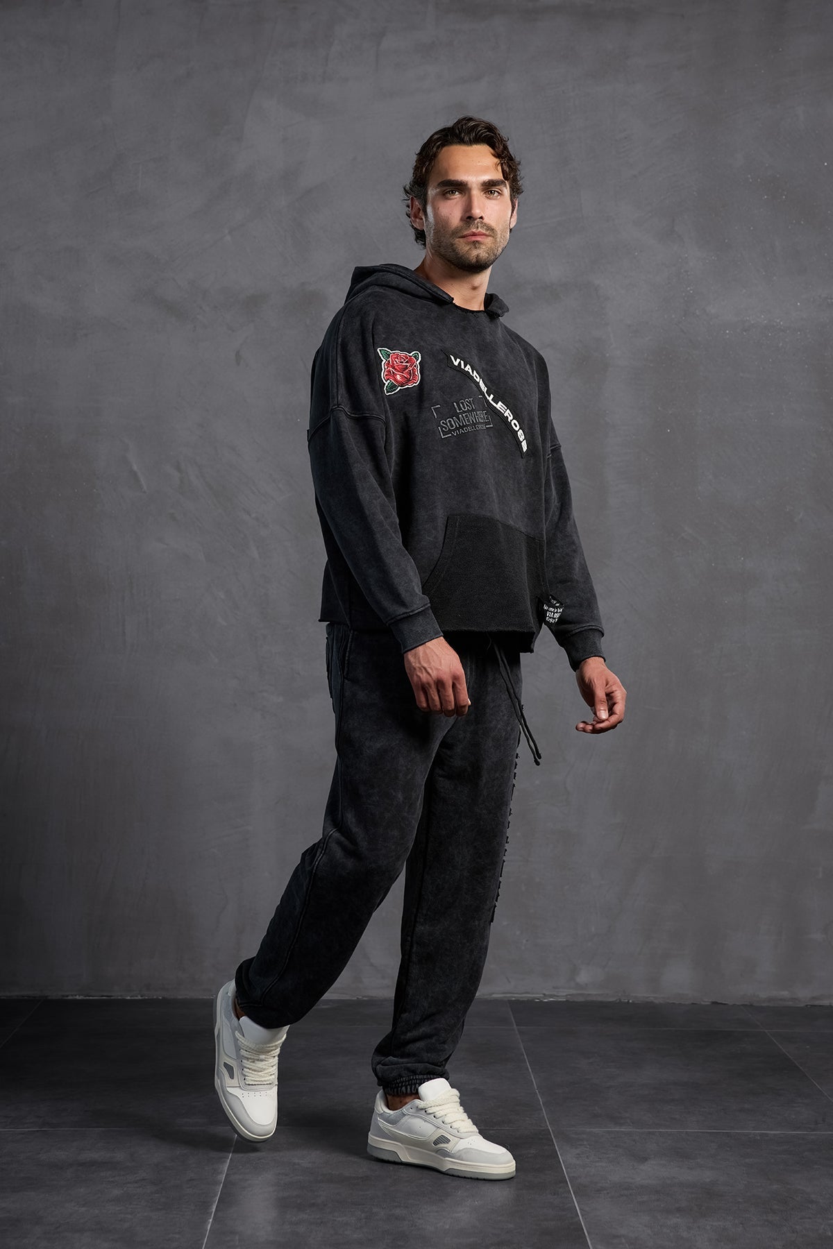 Black Sweatshirt 10003