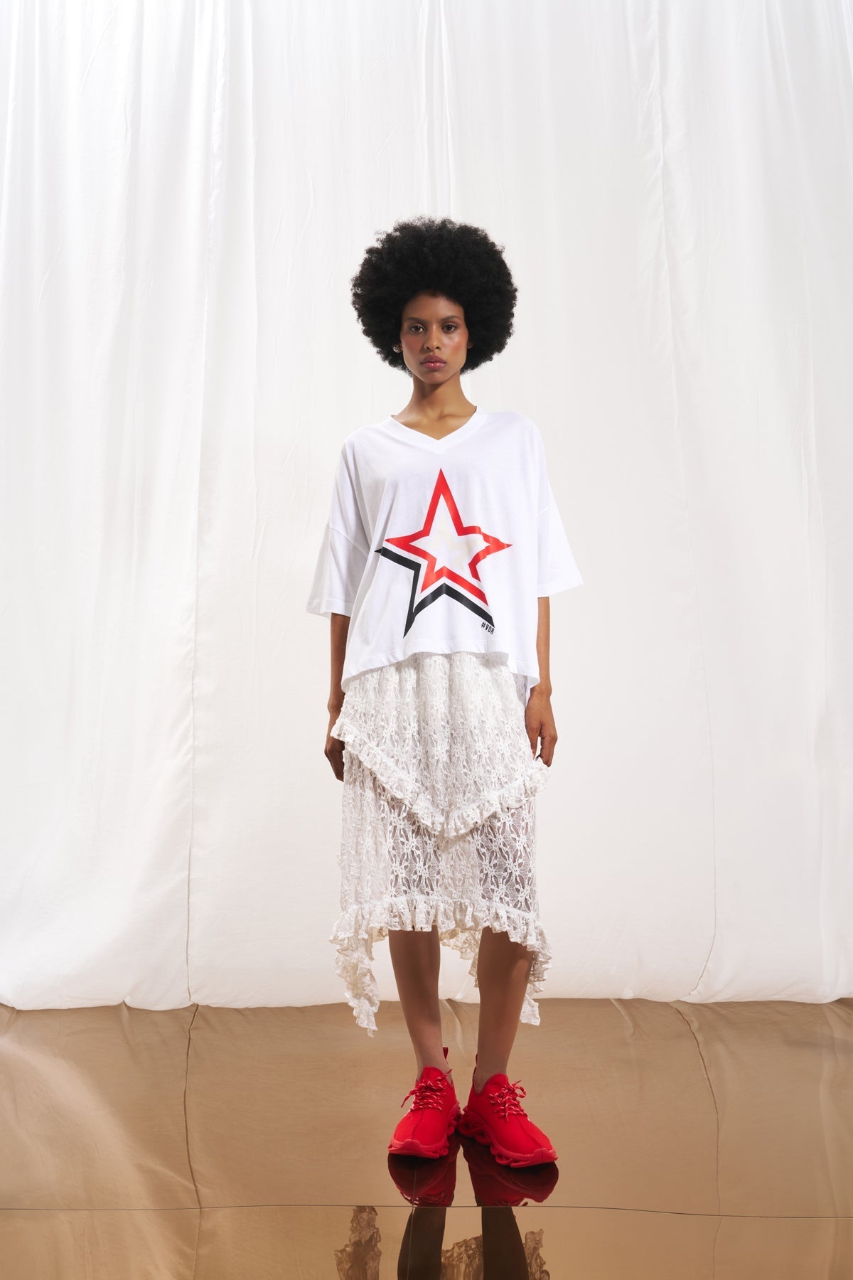 White V-neck T-shirt 17239