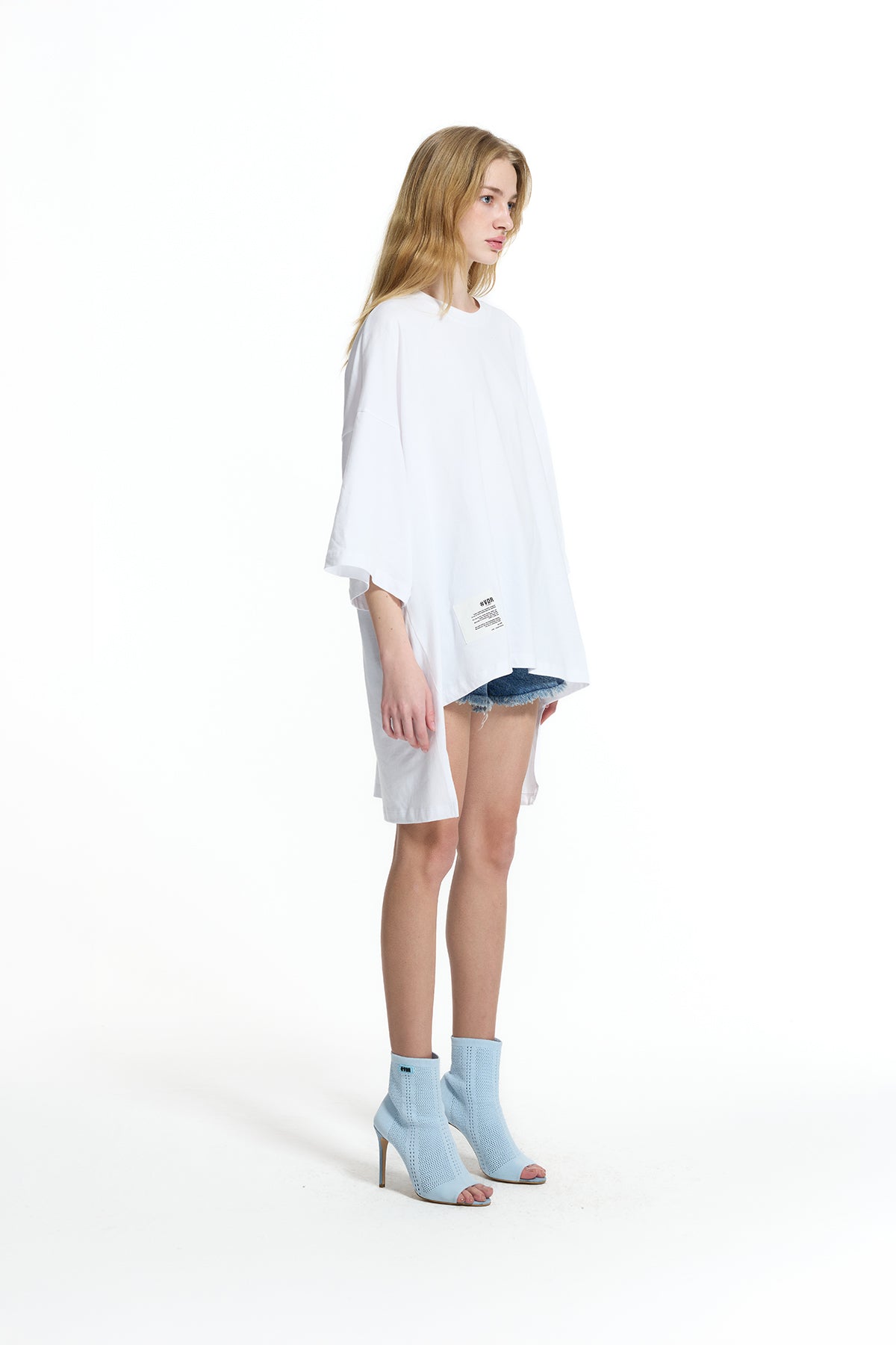 White Asymmetric Oversize Basic T-shirt 19107
