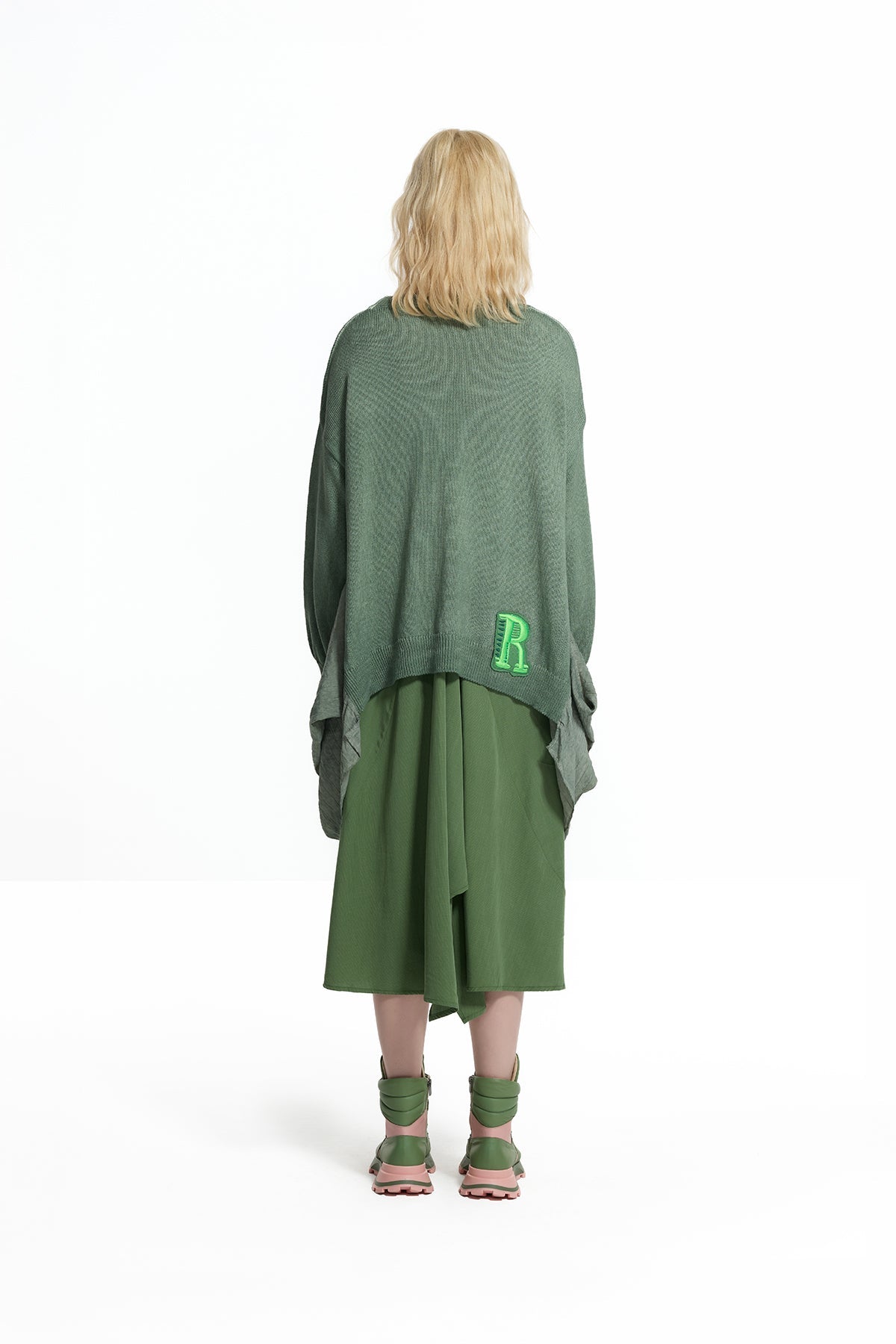 Khaki Appliqué Letter Asymmetric Knit Sweater 19216