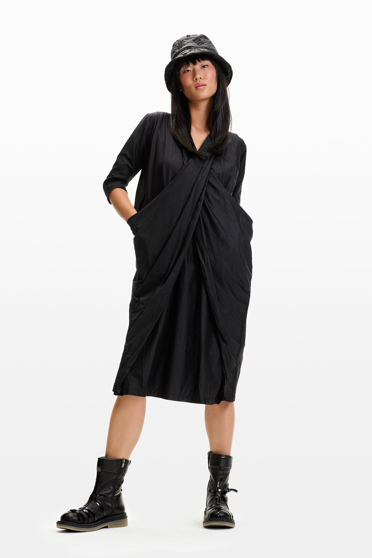 Nero Dress 10305