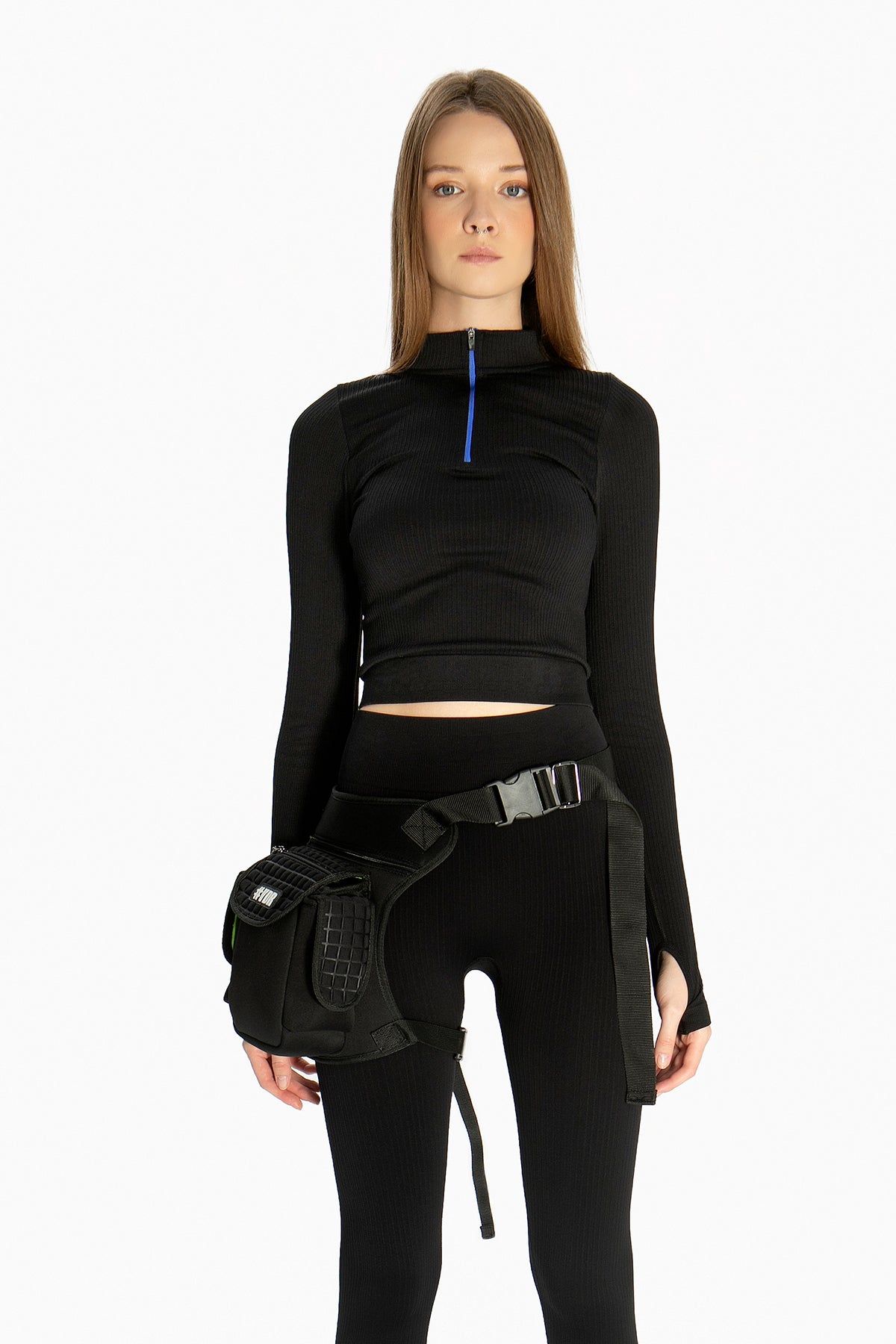 Nero Crop Top 10401