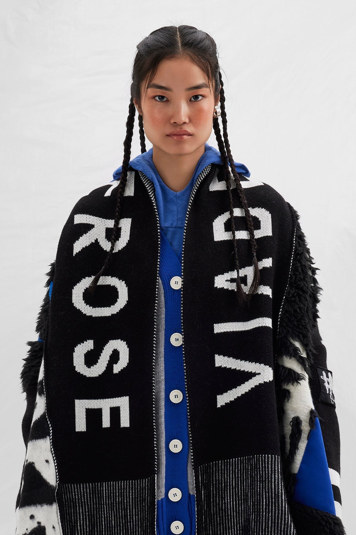 Nero Off White Scarf Vw2414031