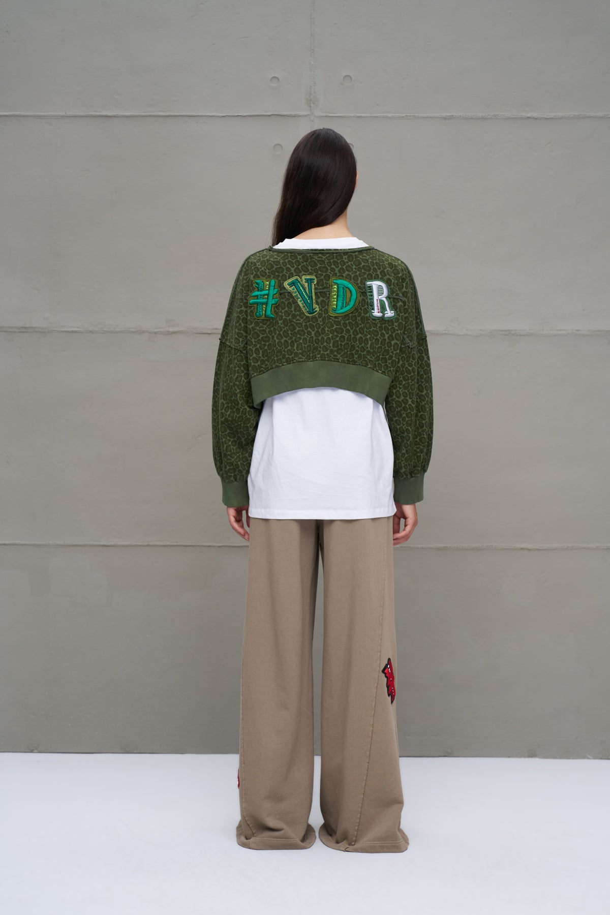 Green Leopard Print Cropped Sweatshirt 18013