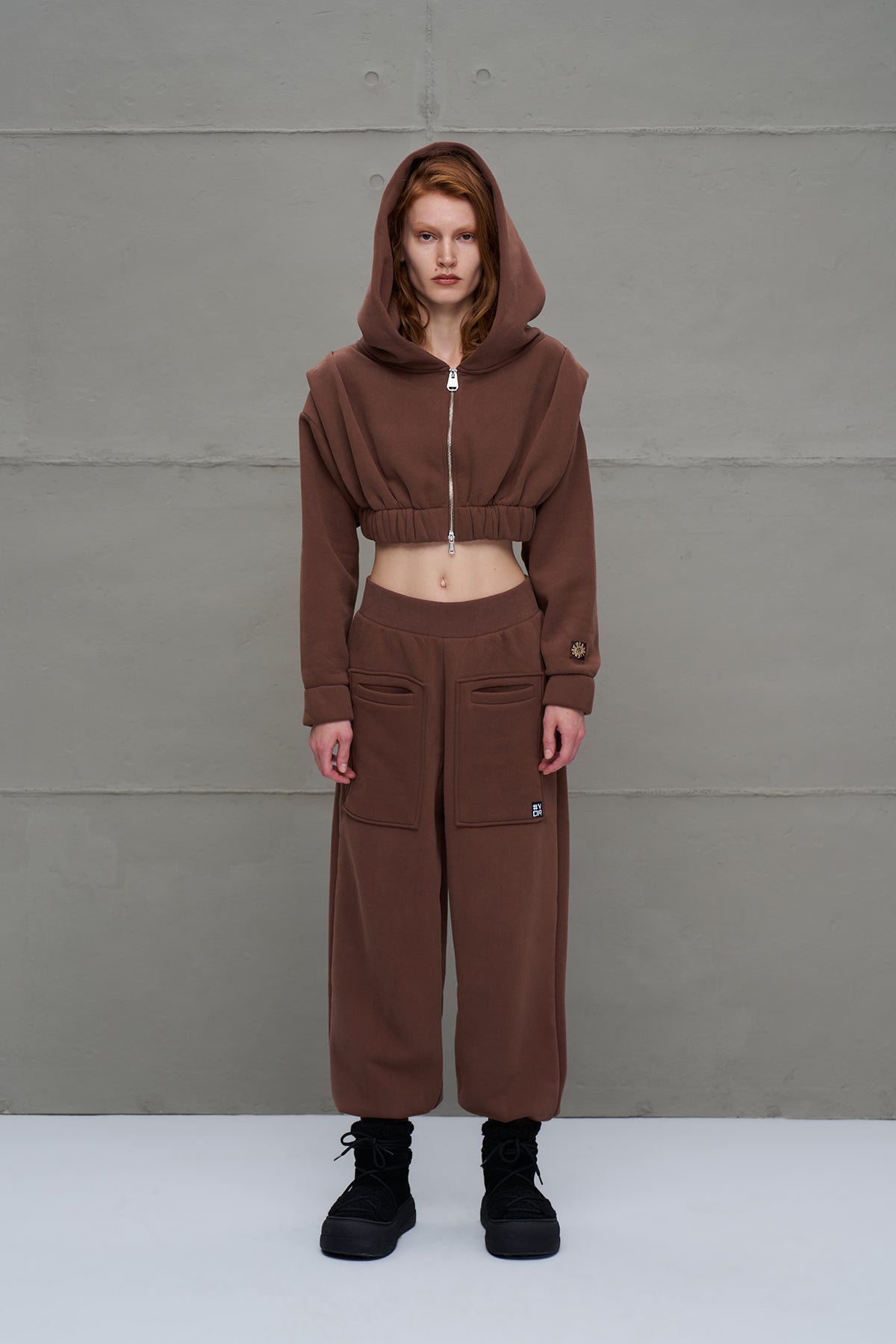 Brown Zip-up Cropped Sweatshirt 18019