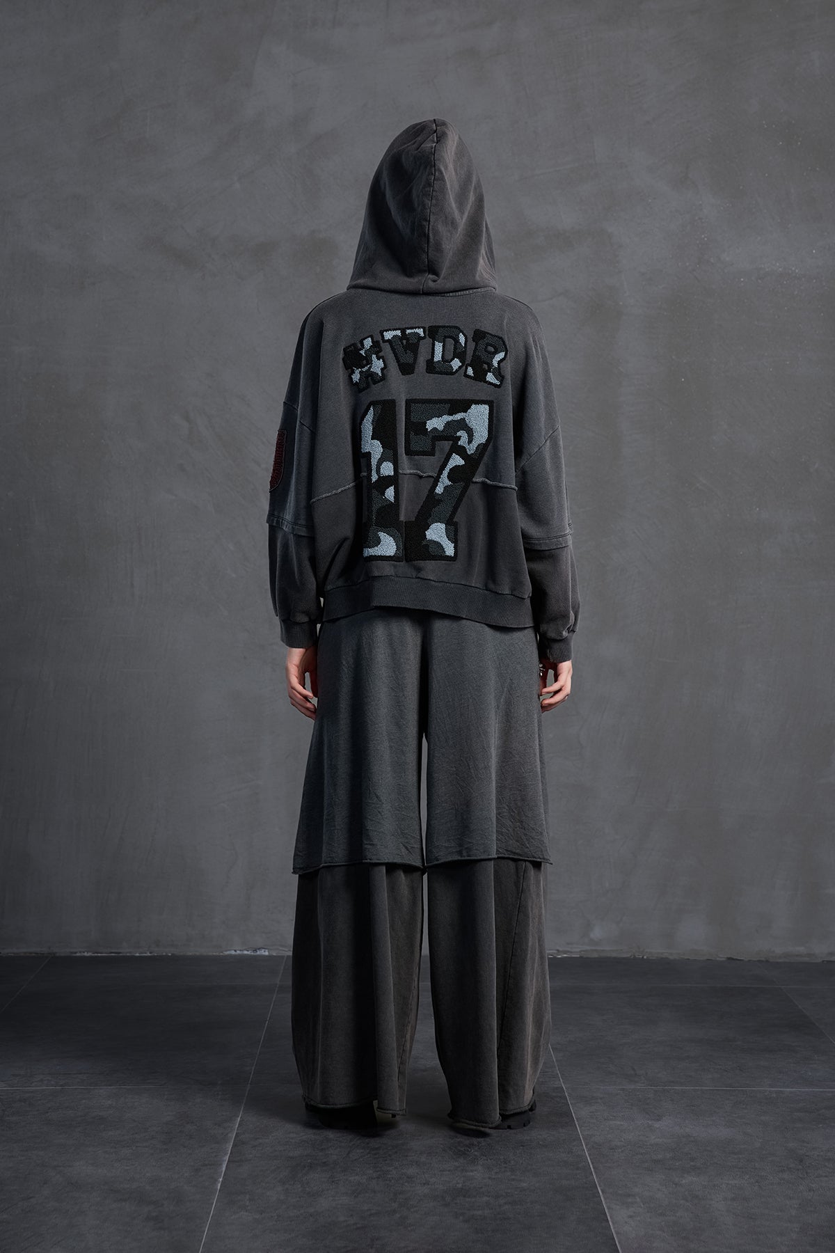 Black Zip-up Oversize Sweatshirt 18038