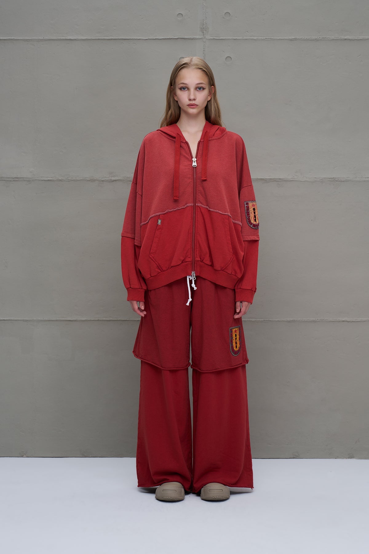 Maroon Zip-up Oversized Sweatshirt 18038