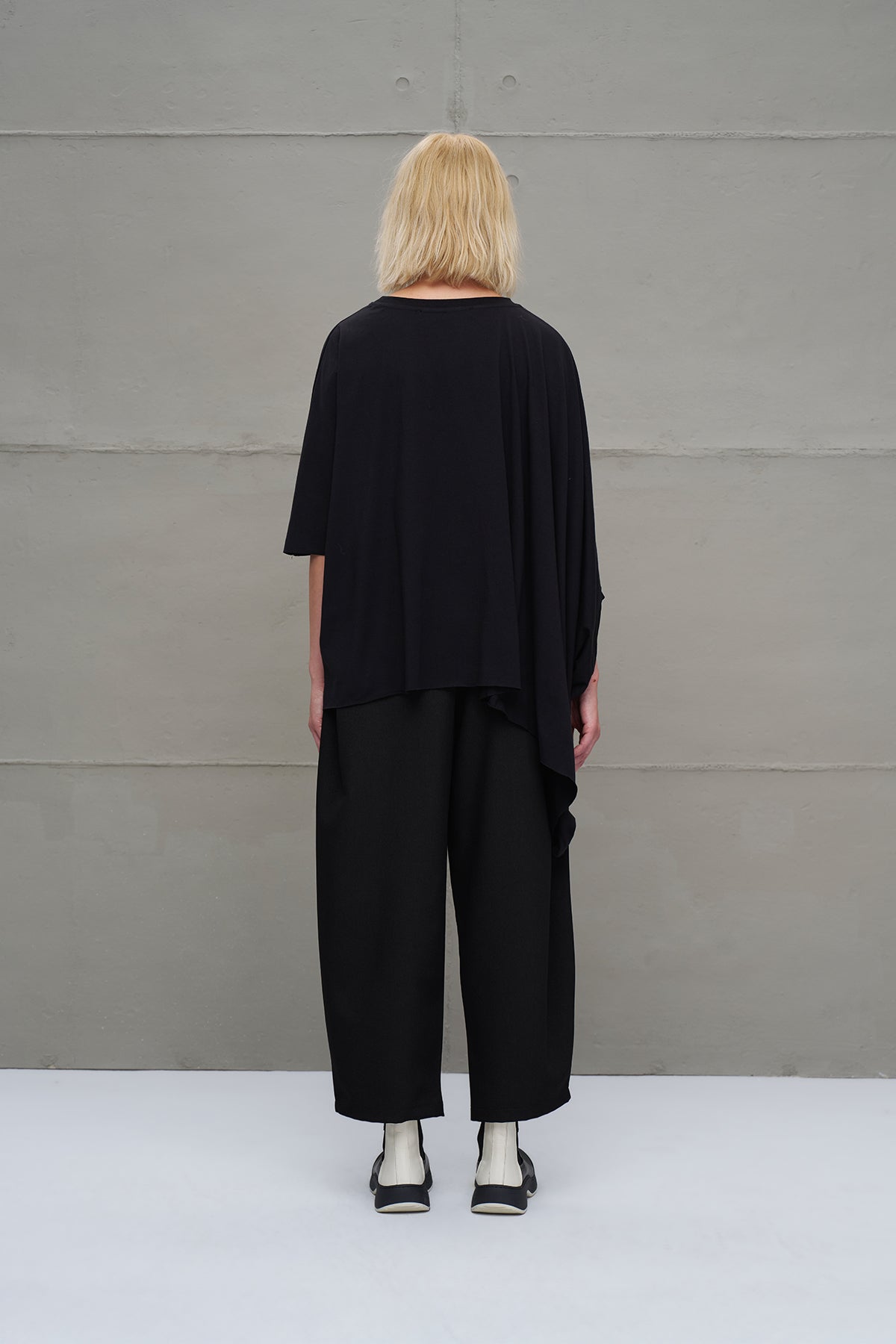 Black Asymmetric Oversized T-shirt 18043