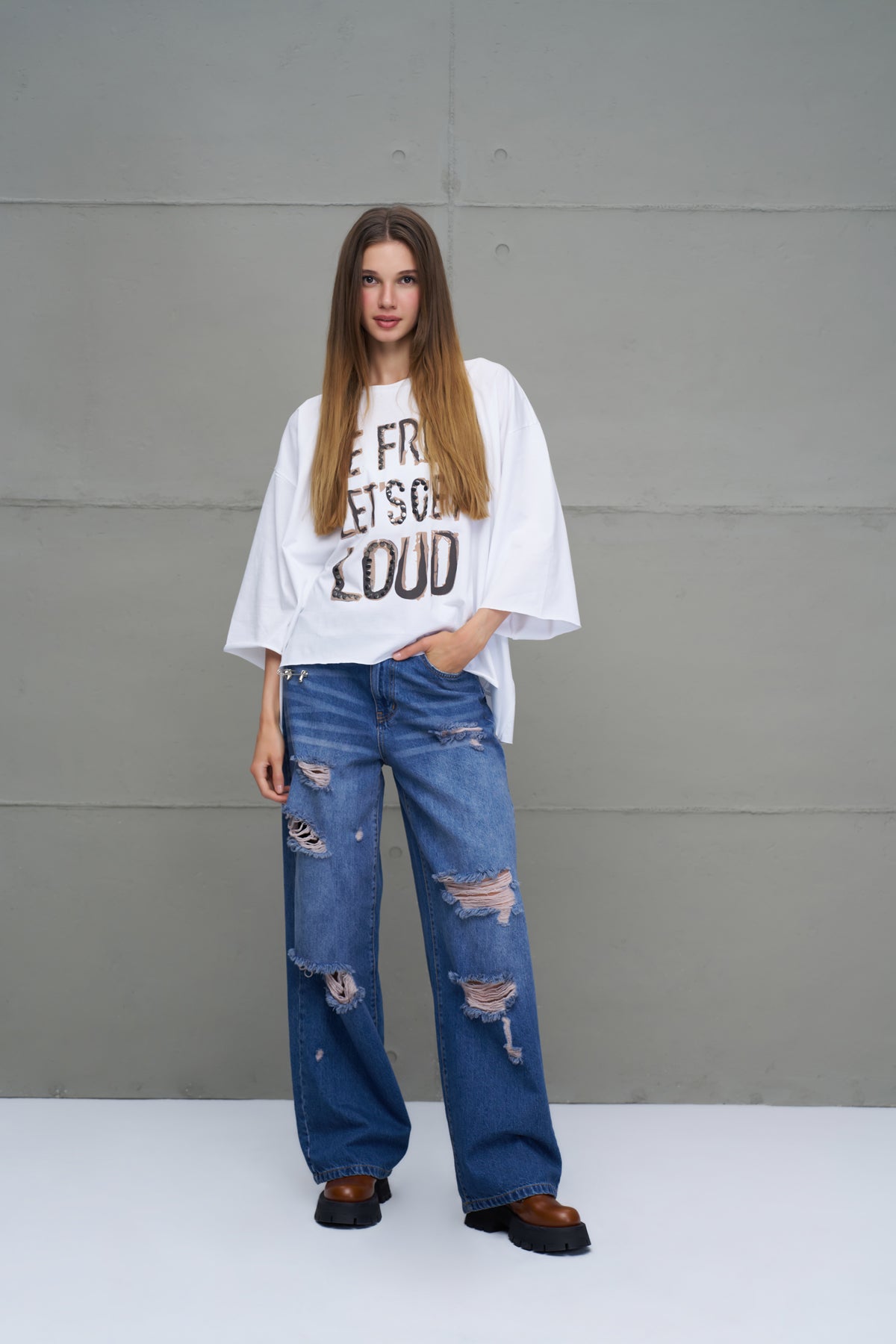 Blue Distressed Oversized Denim Trousers 18132