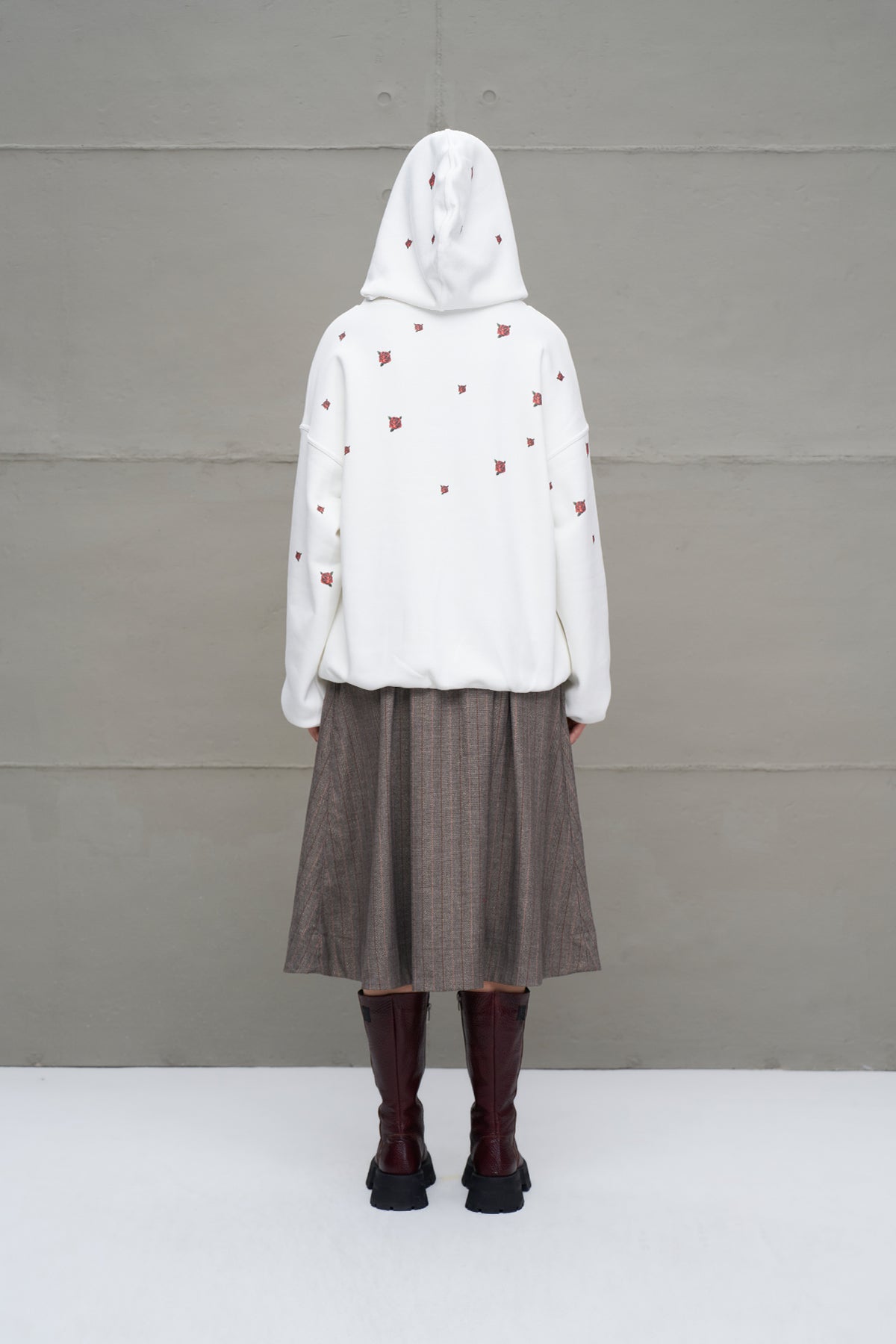 Off White Rose-patterned Oversized Hooded Sweatshirt 18151