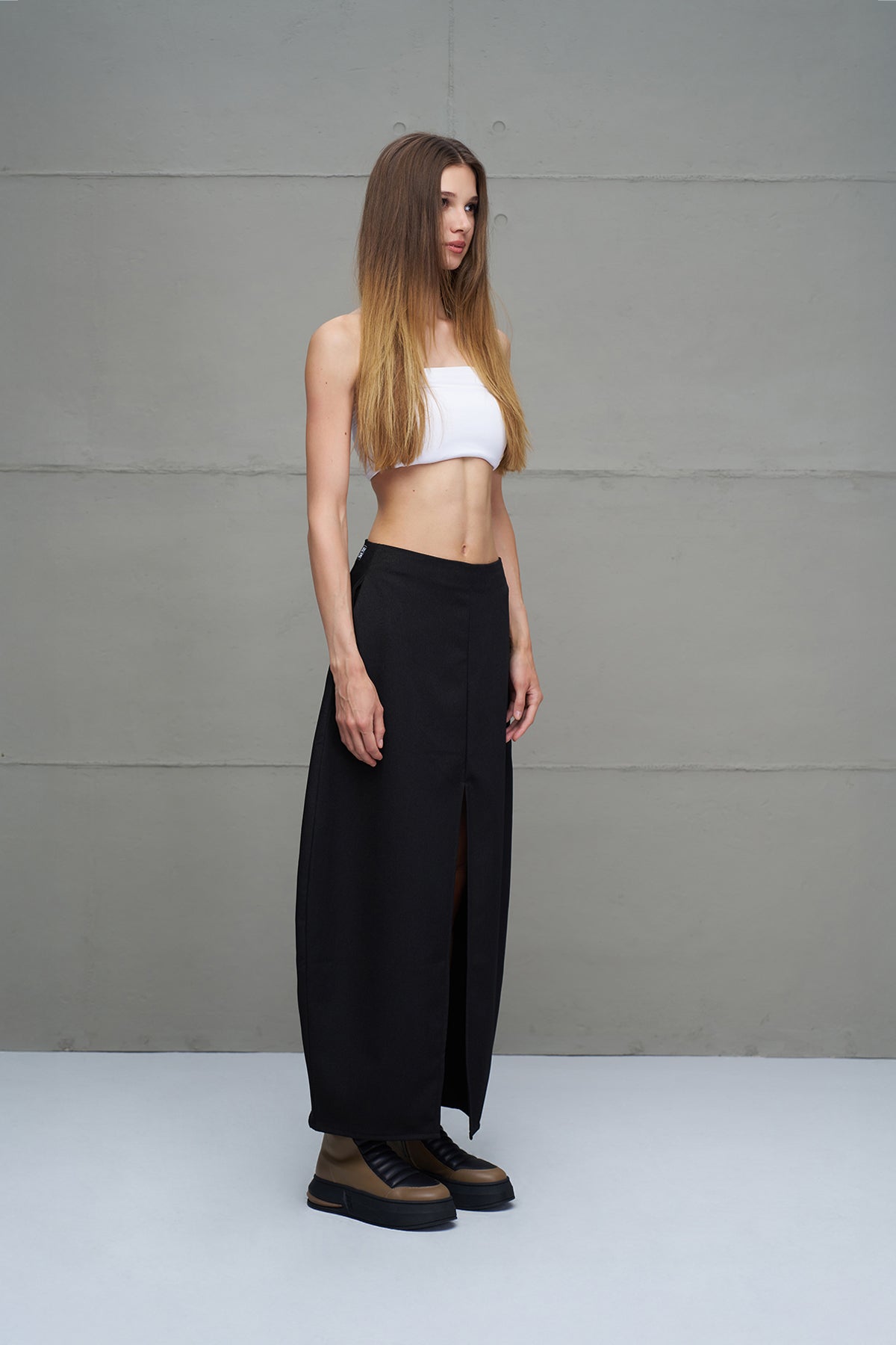 Black Slit Balloon Midi Skirt 18204