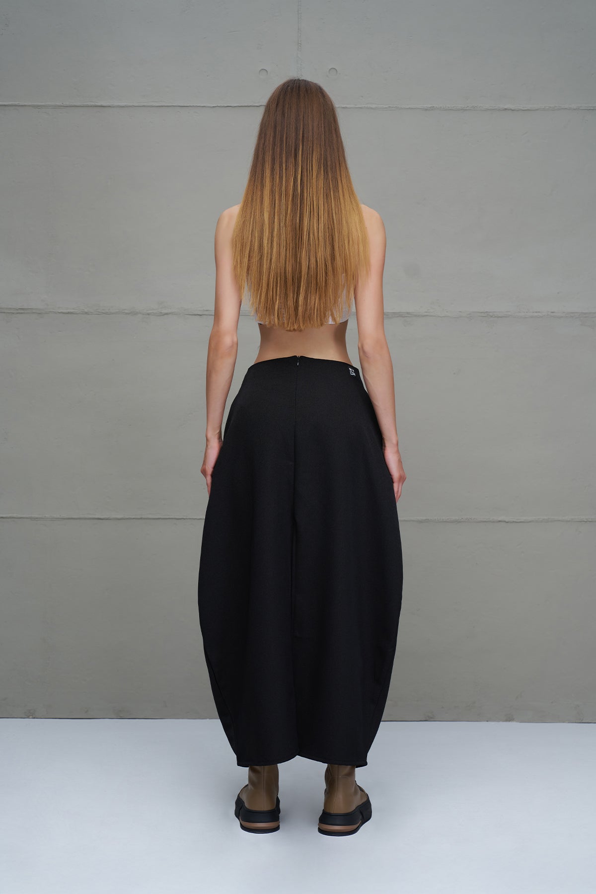 Black Slit Balloon Midi Skirt 18204