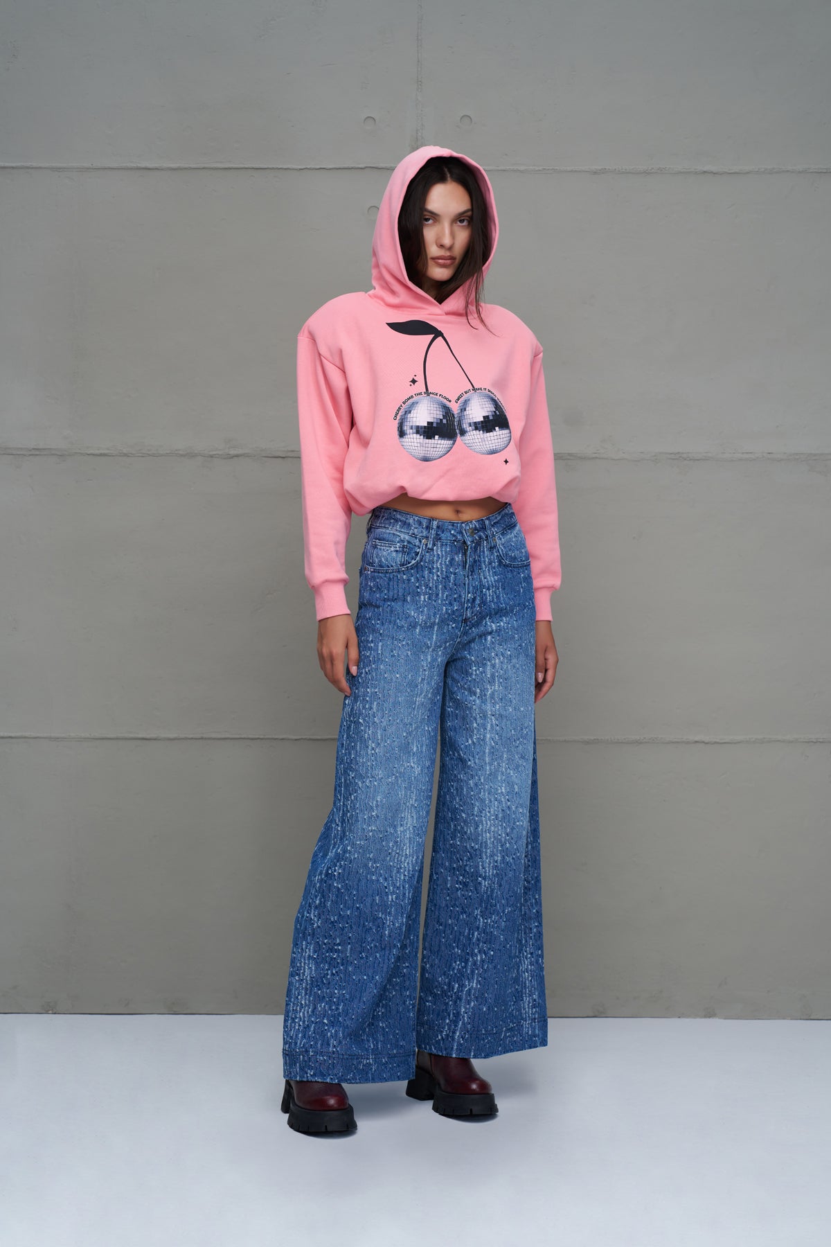 Blue Distressed Wide-leg Denim Trousers 18261