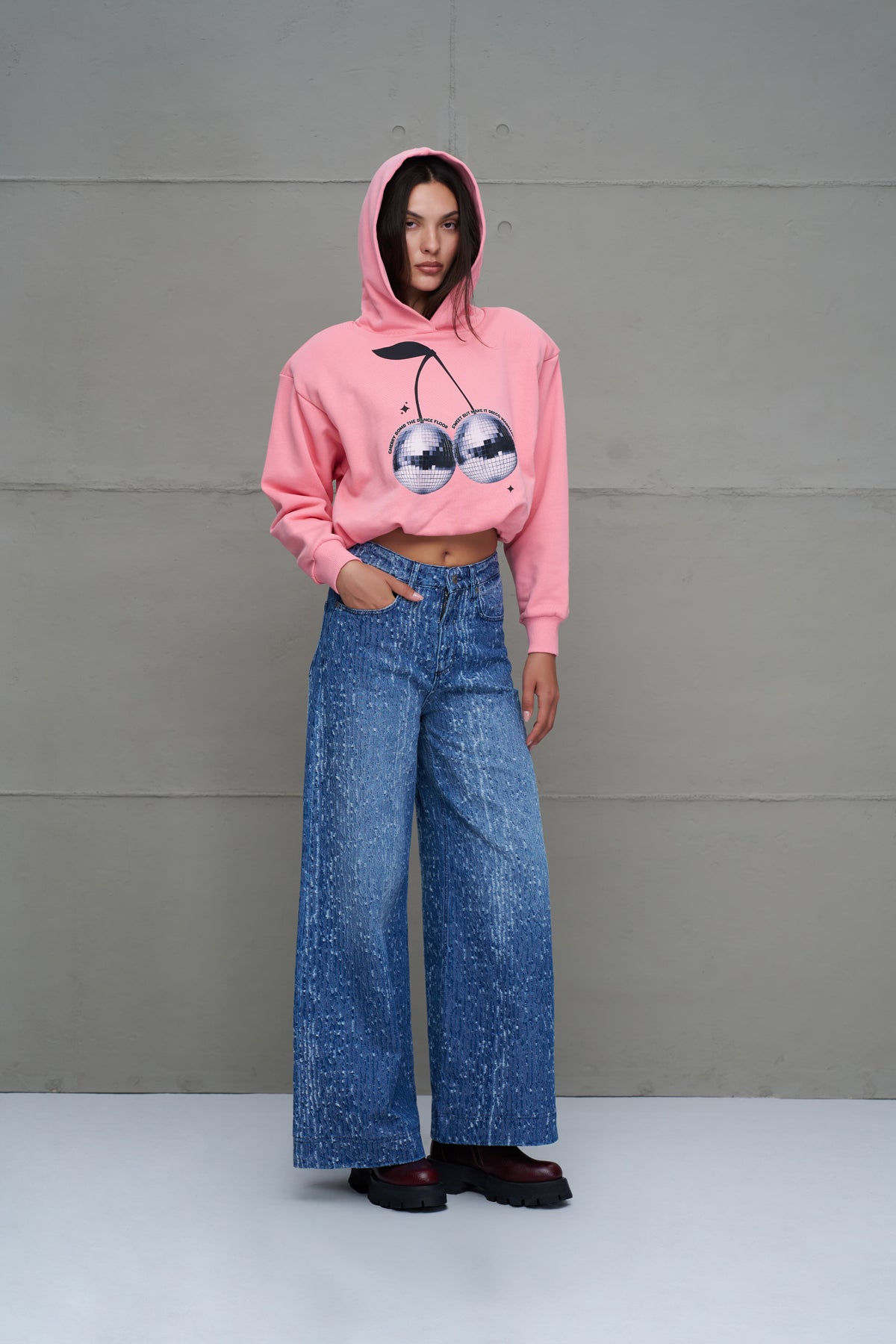 Blue Distressed Wide-leg Denim Trousers 18261