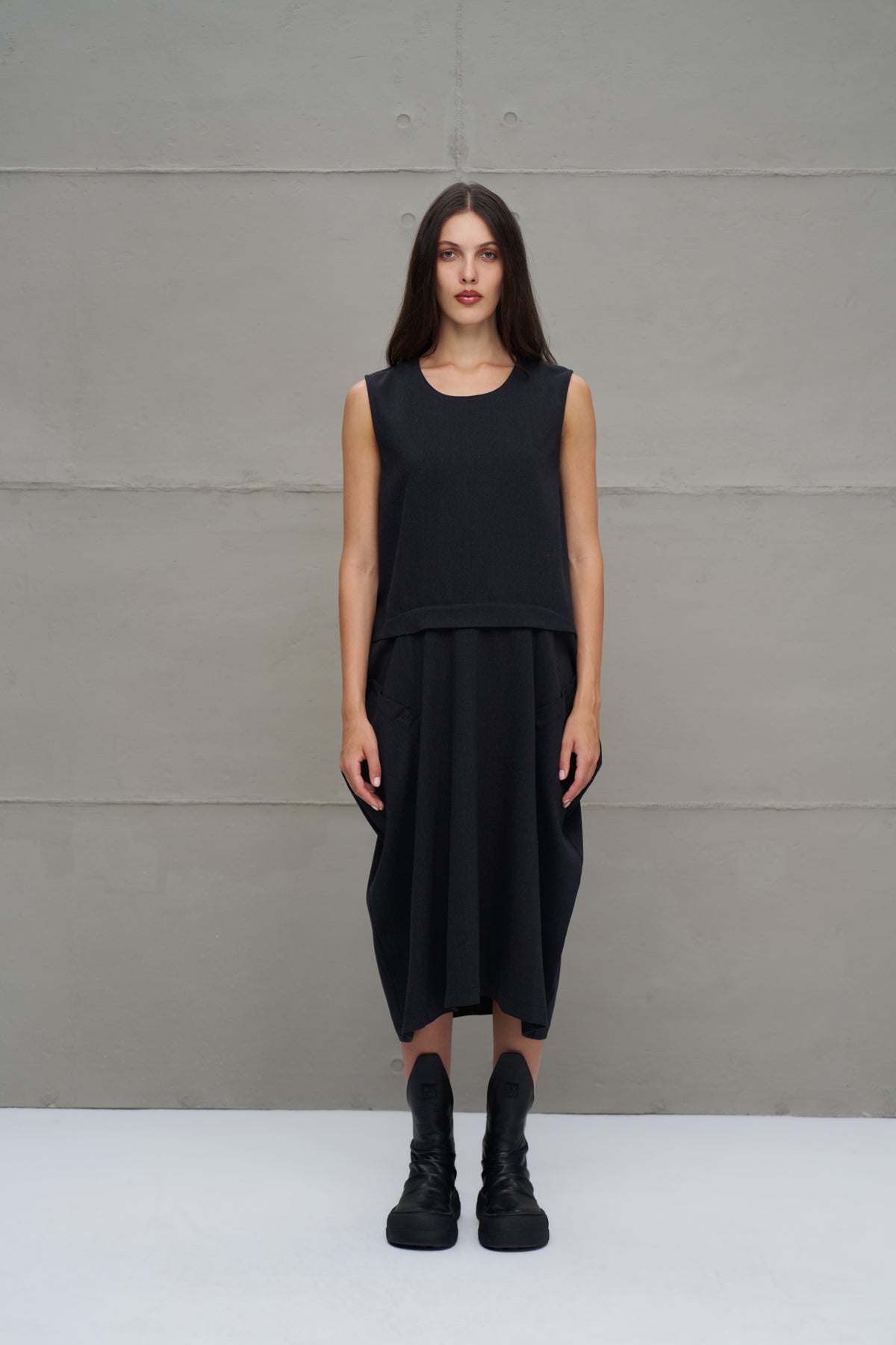 Black Asymmetric Oversized Midi Dress 18276