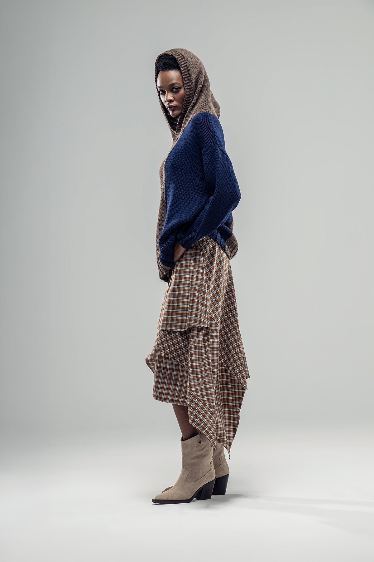 Brown Blue Knit Sweater 20022