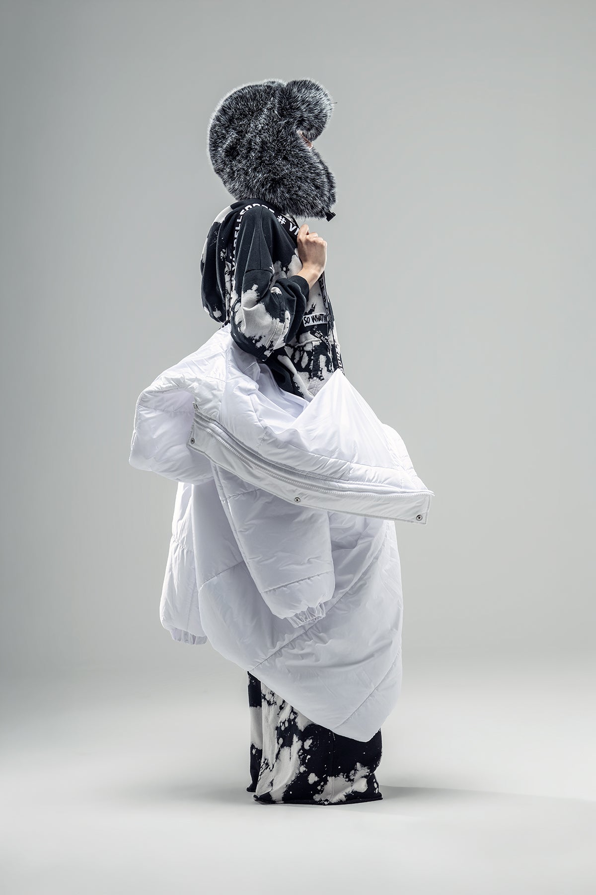 White Blouson 20234